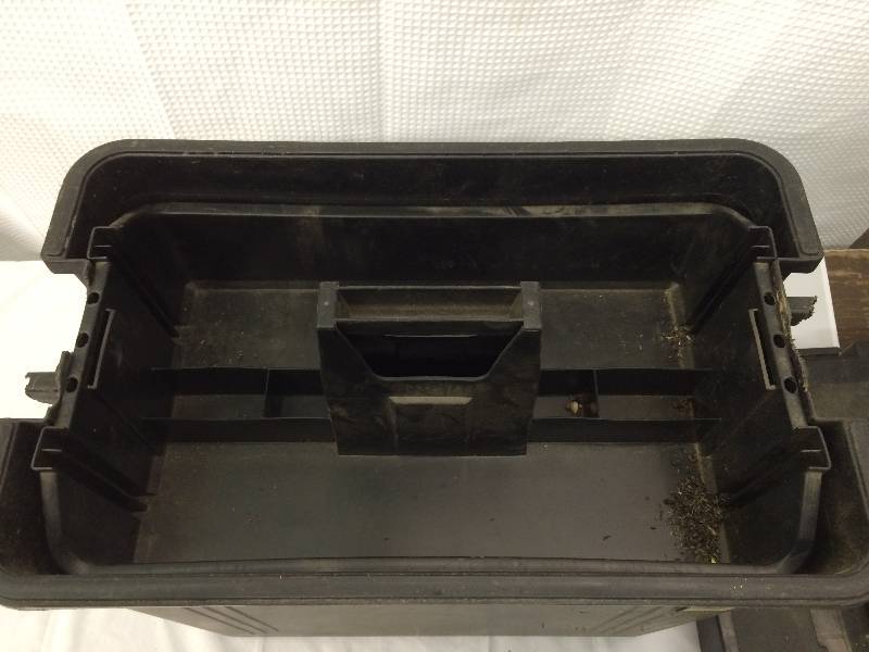 lot 206 image: plastic tool box