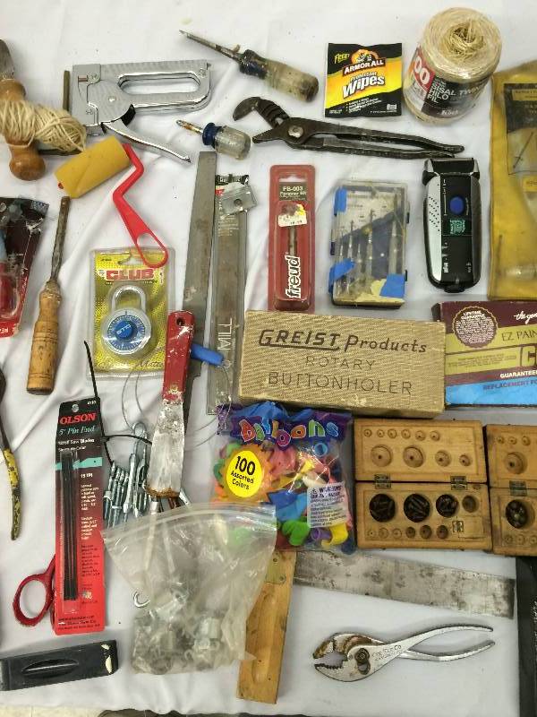 lot 234 image: button holer wood cases tools  shaver string lots of goodies