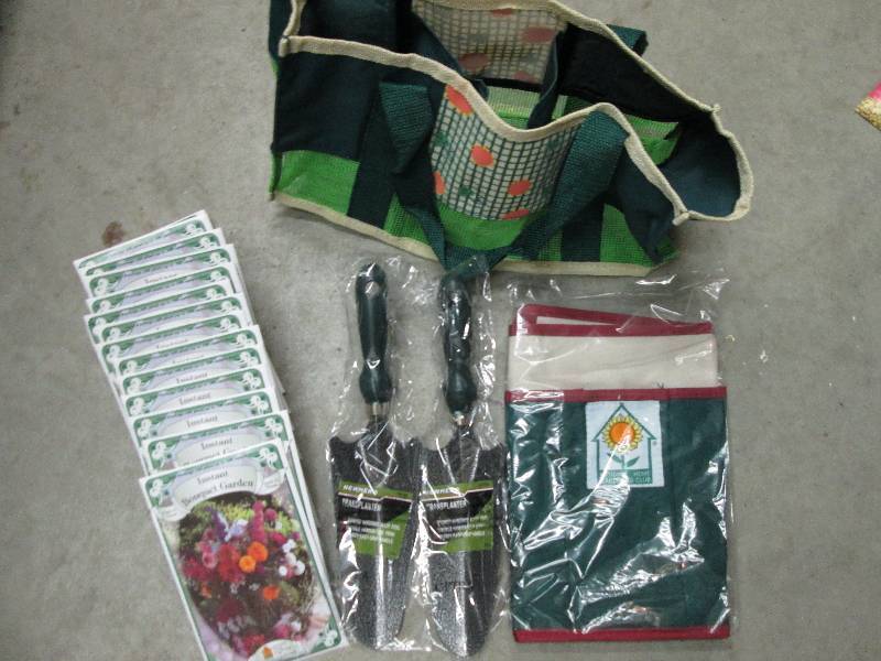 tote 2 shovels seeds and tie waist ...