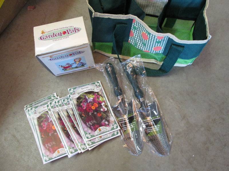 tote 2 shovels seeds and garden pal...