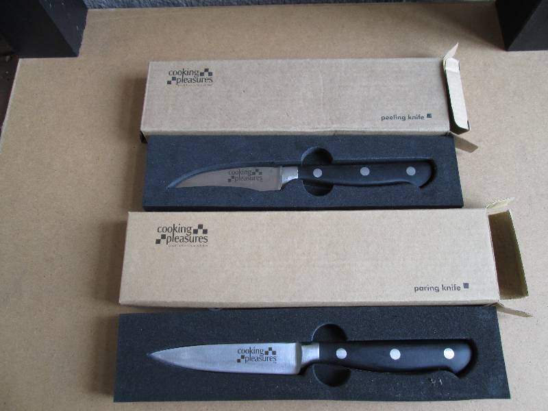 2 new paring peeing knives...