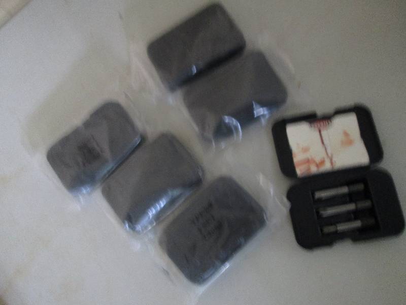 6 mini tool sets...