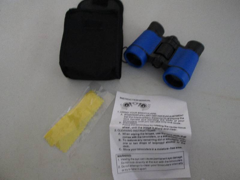 mini binoculars...