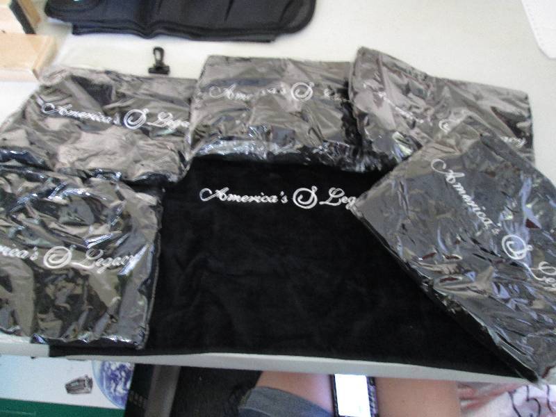 6 clip on towels ...