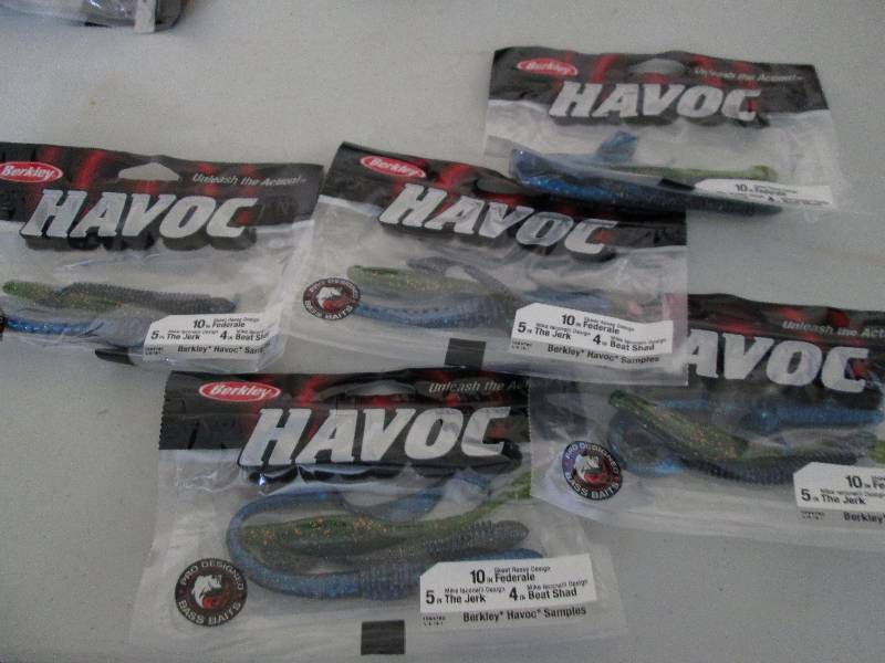 5 packs of fishing bait...