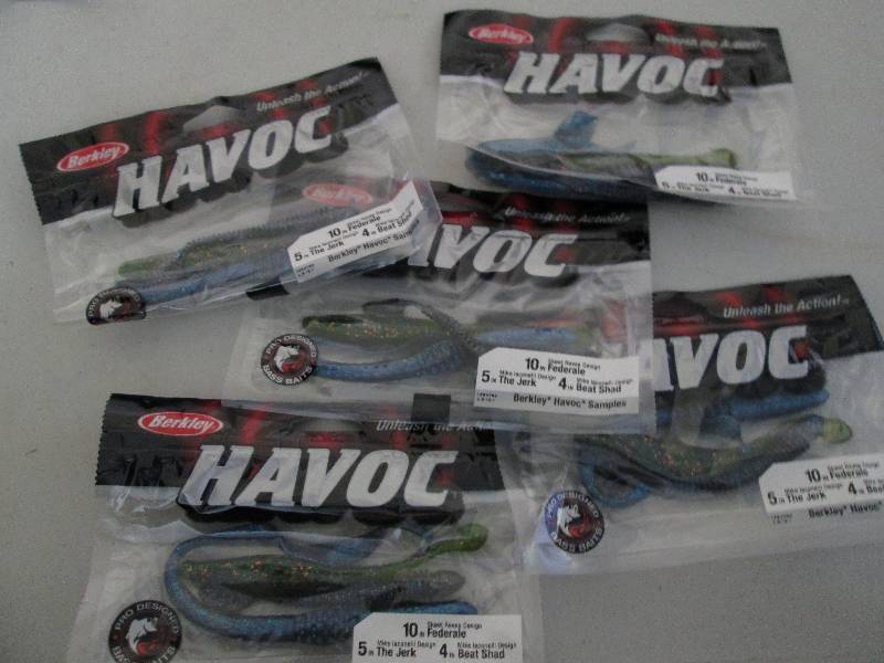 5 packs of fishing bait...