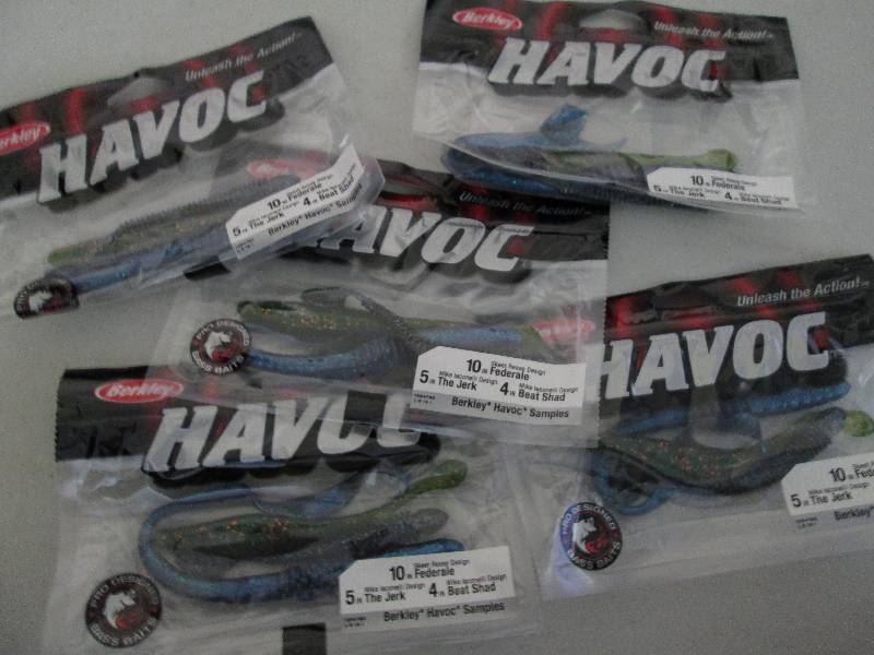5 packs of fishing bait...