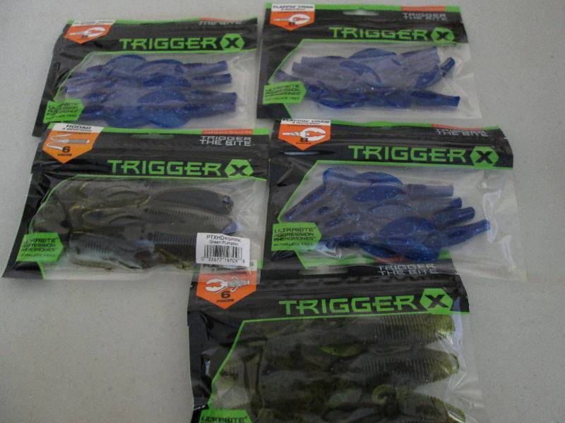 5 packs of fishing bait...