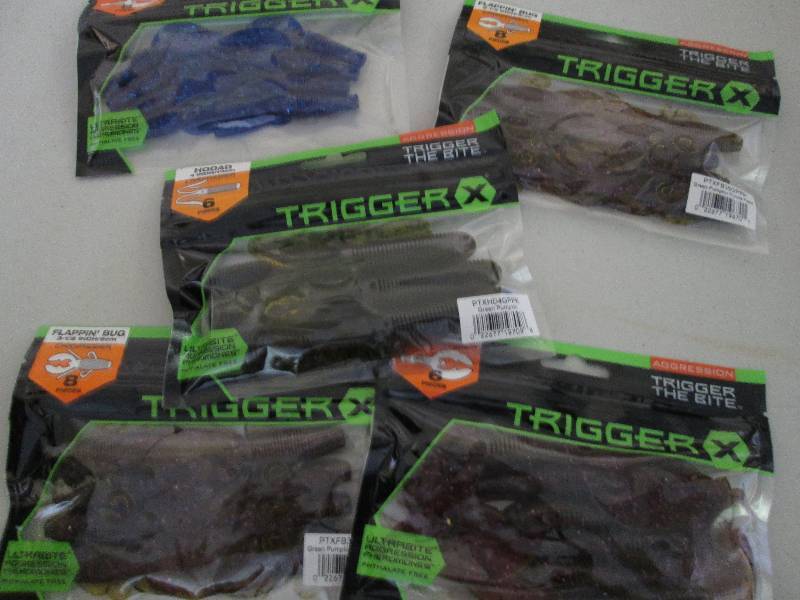 5 packs of fishing bait...