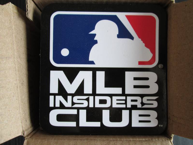 MLB insiders club 100 magnets or cr...