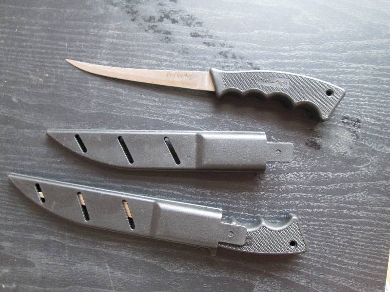 2 pro flex angler knives with cover...