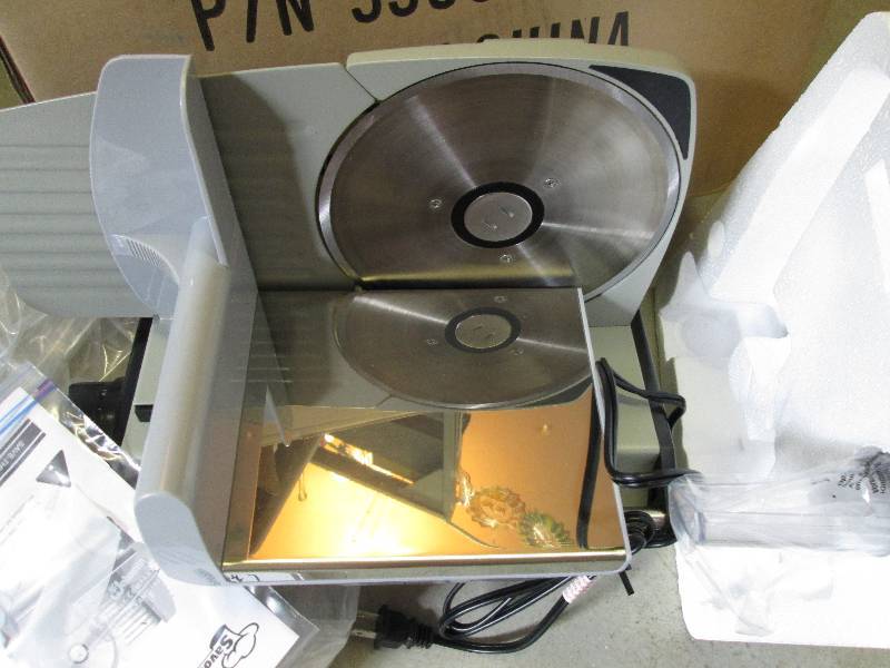 new deli slicer...