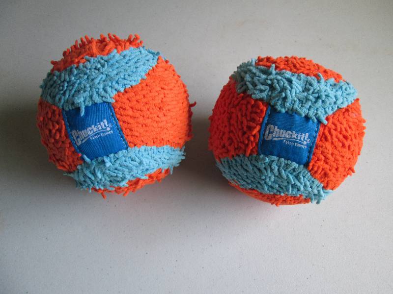 2 chuck it balls...