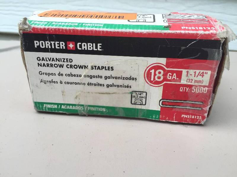 lot 14 image: Porter Cable - 18ga Staples