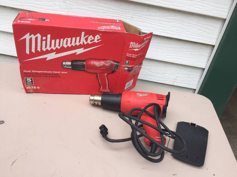 lot 35 image: Milwaukee Heat Gun