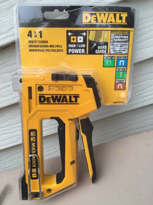 lot 40 image: Dewalt - Multi Tacker