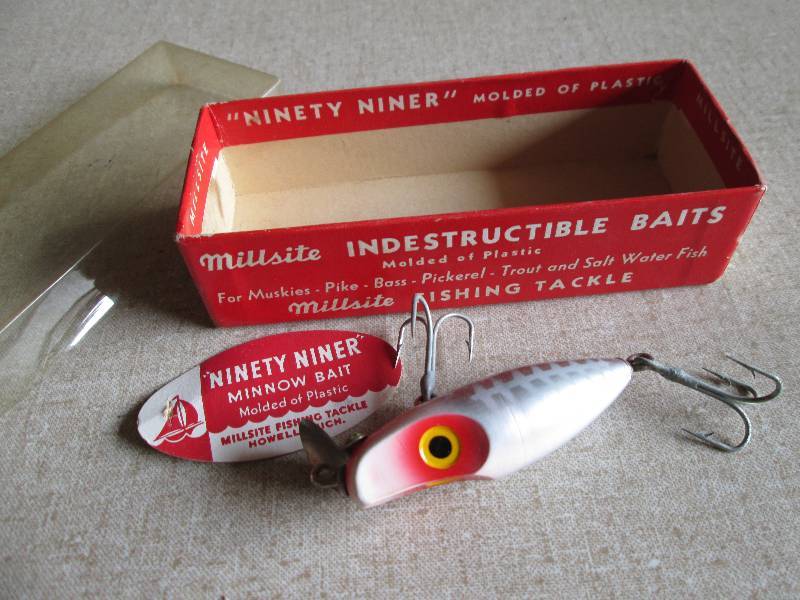 lot 5 image: Vintage Millsite Ninety Niner minn...