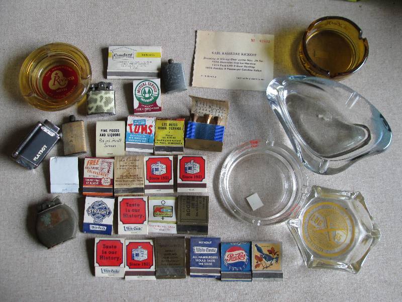 lot 8 image: Vintage matchbooks with matches, as...