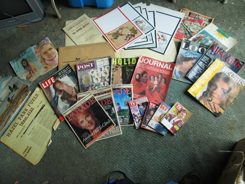 lot 24 image: Lot of vintage magazines calendars ...