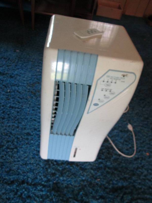 lot 36 image: HIS Air Cooler Plus, freeze pack in...