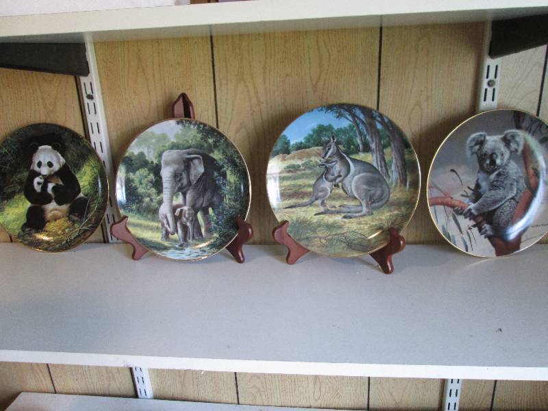 lot 40 image: Set of endangered species plates...