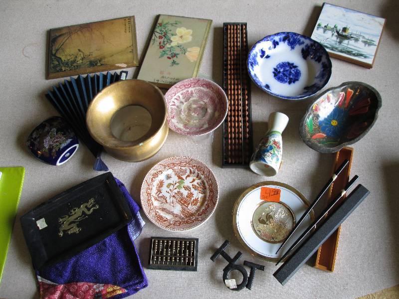 lot 48 image: Lot of assorted oriental items...