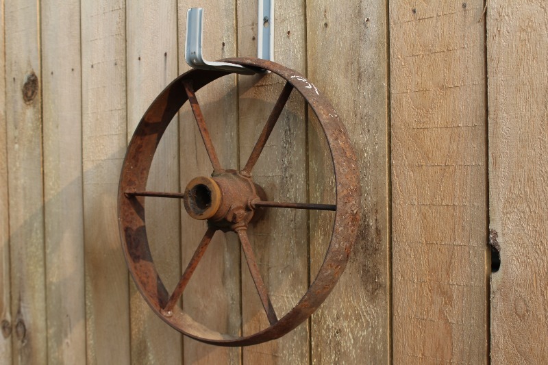 lot 31 image: Antique Pulley Wheel