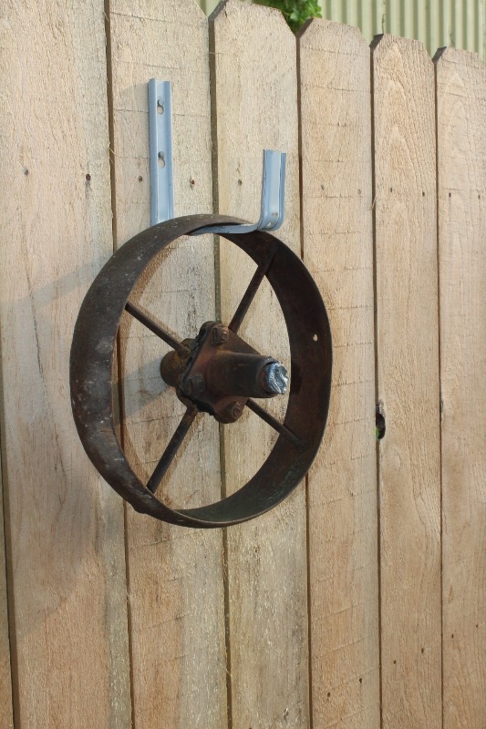 lot 33 image: Antique Pulley Wheel