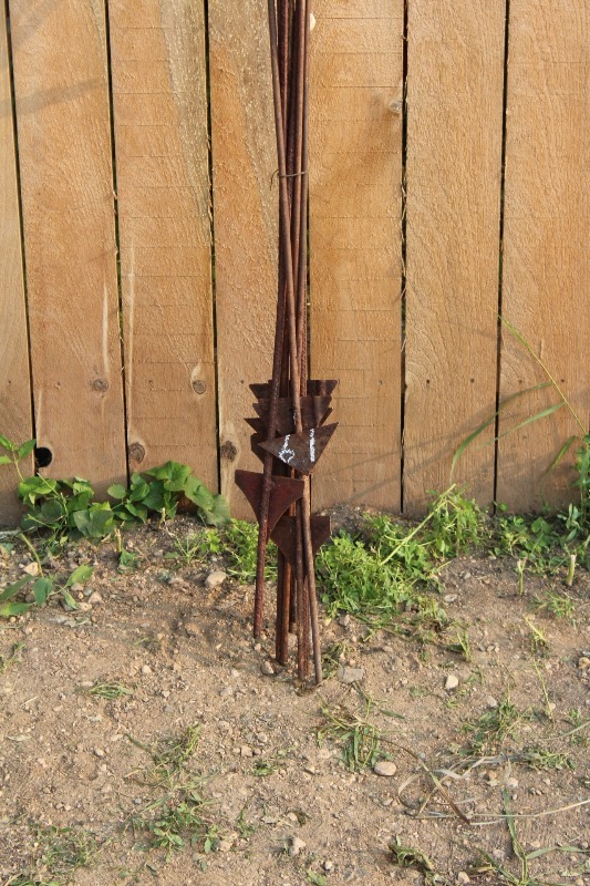 lot 61 image: 10 Count Electric Fence Posts