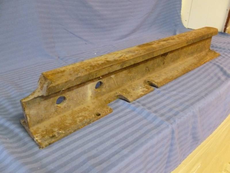 lot 5 image: Railroad Track Anvil