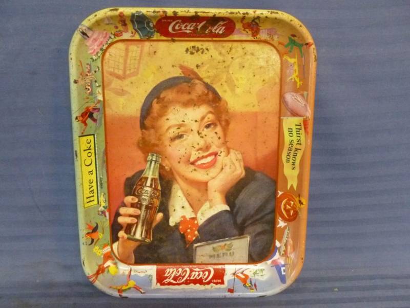 lot 14 image: Collectible Coca-Cola