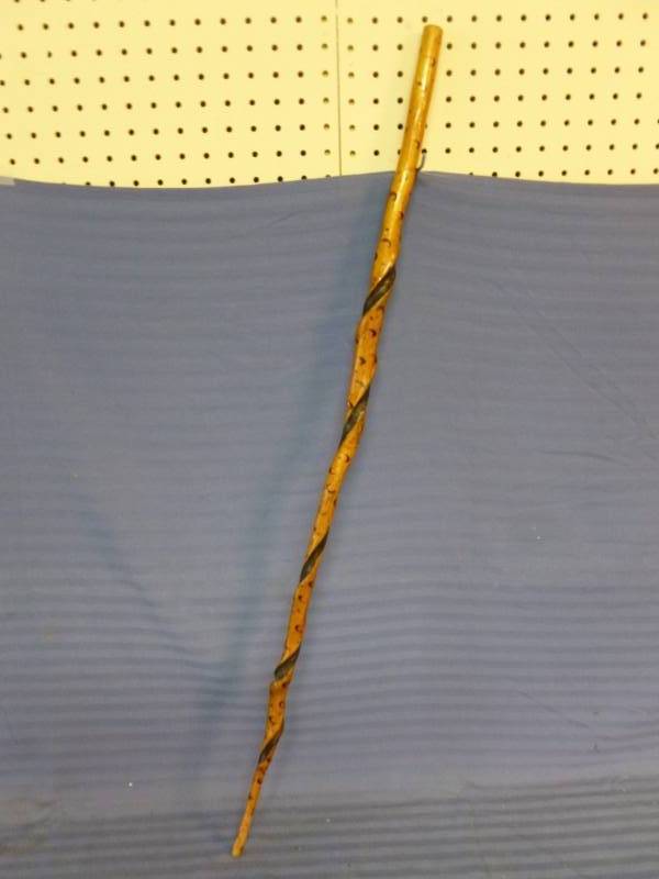 lot 18 image: Vintage Walking Stick