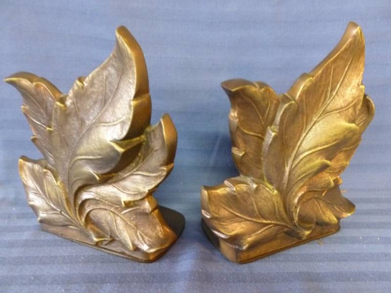 lot 45 image: Cast Bronze Bookends