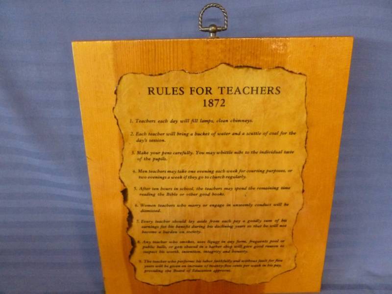 lot 68 image: Teachers Wall Plaque