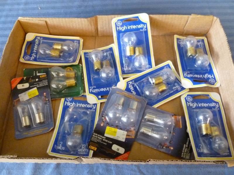 lot 106 image: Automotive Bulbs