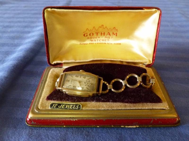 lot 109 image: Vintage Watch