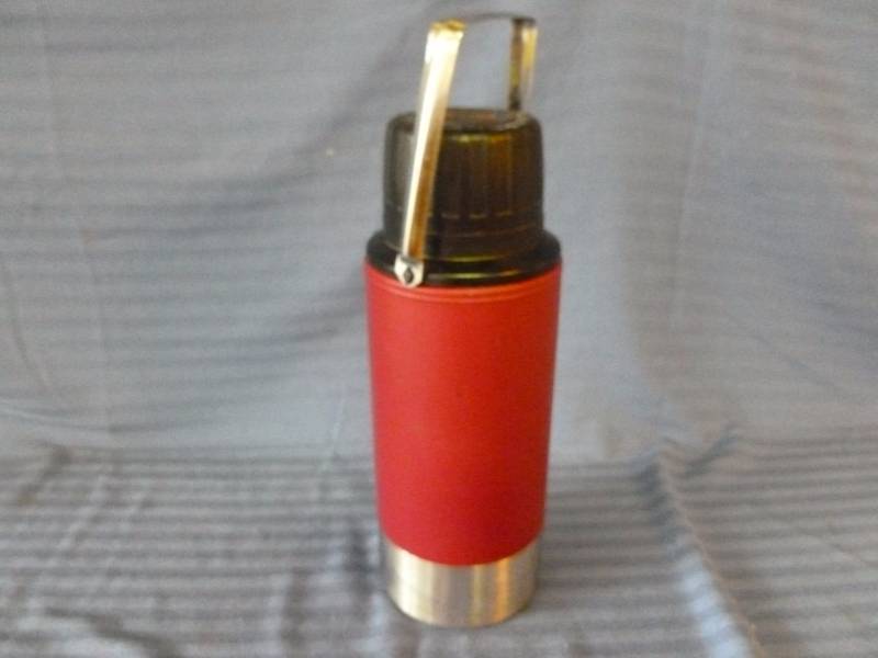 lot 155 image: Large Thermos