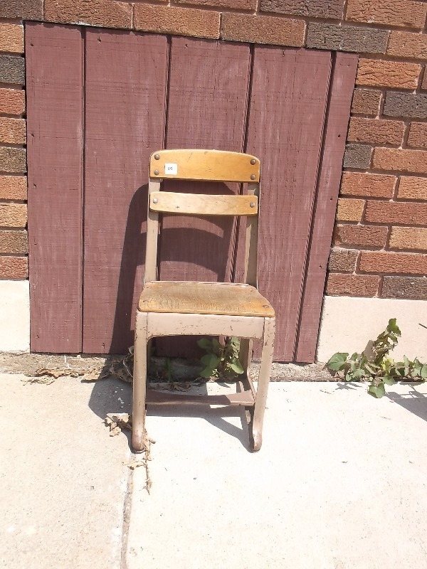 Mid Century Kindergarten Sized School Chair