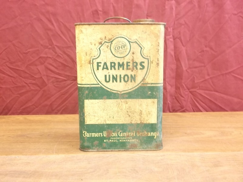 Farmers Union Co-op Vintage Oil Can