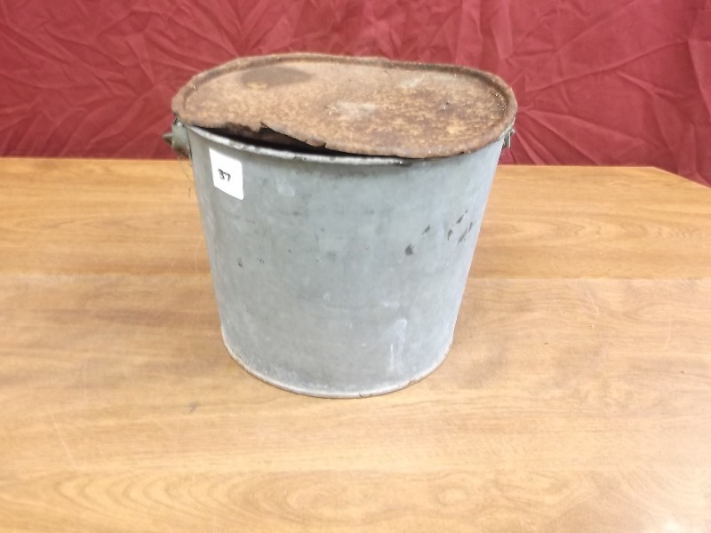 Vintage Tin Tar Can