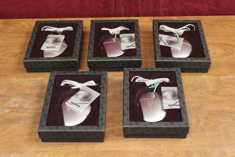 Lot of 5 Aluminum USB Mice, Works with PCs and Apple