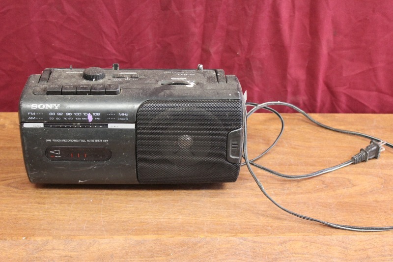 AMFm Cassette Player