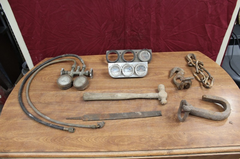 Gauges and Tools