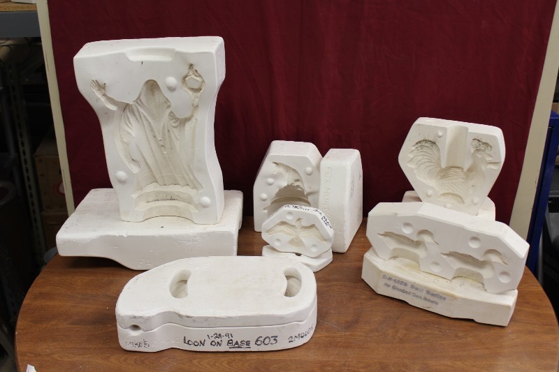 Poreclin Molds