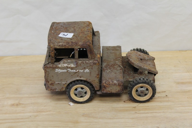 structo transport toy truck