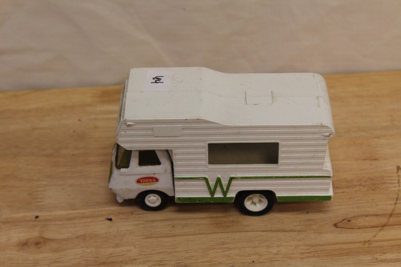 lot 64 image: TONKA Winnebago