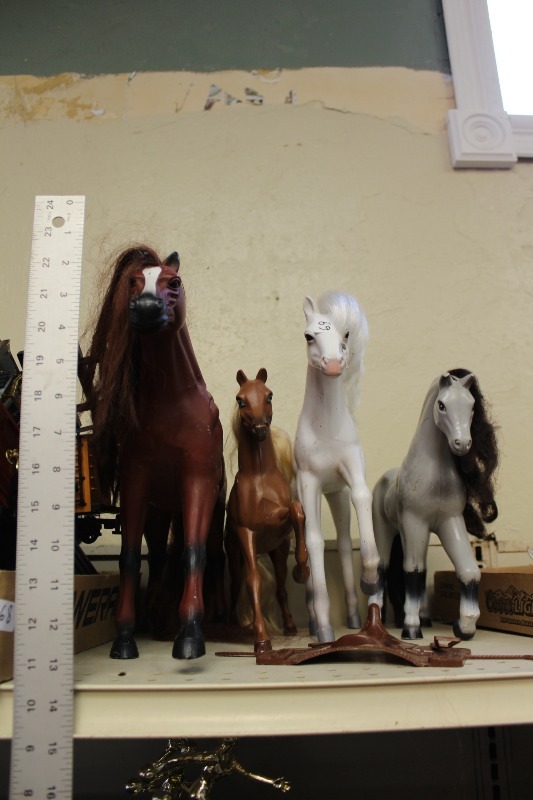 lot 69 image: Toy Horses