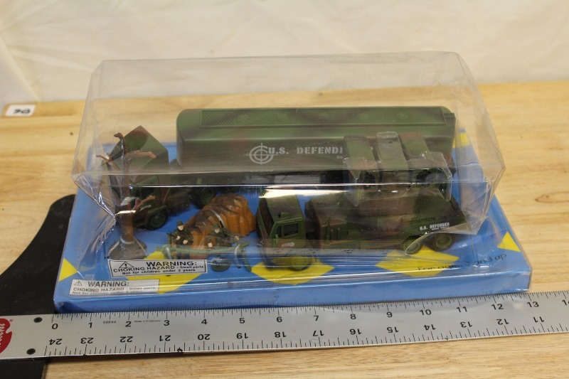 lot 76 image: Dayton Hudson Minneapolis US Defender Mini Play Set
