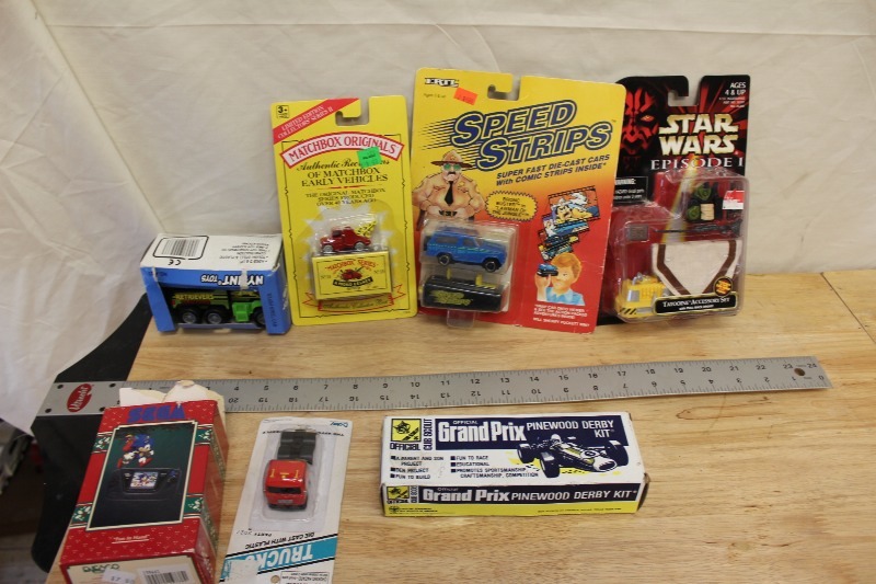lot 93 image: Lot of NEW in Package Toys