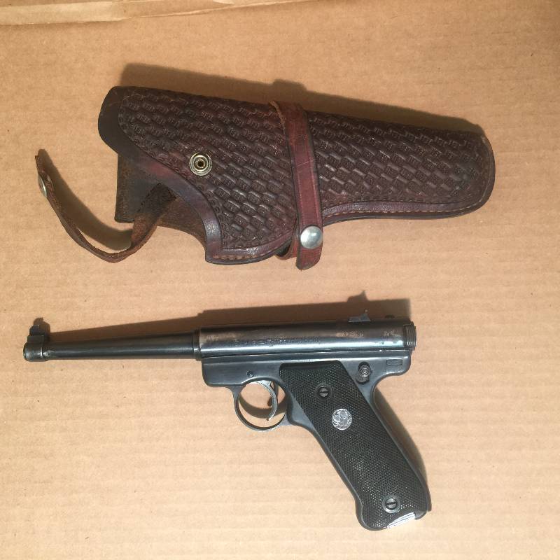 lot 2 image: Ruger Semi-auto .22L pistol